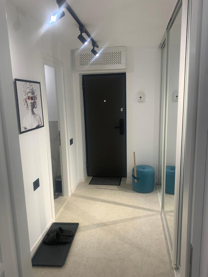 Prosper Plaza Aparthotel Бухарест Экстерьер фото