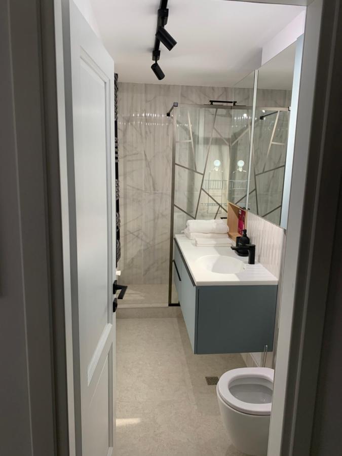 Prosper Plaza Aparthotel Бухарест Экстерьер фото